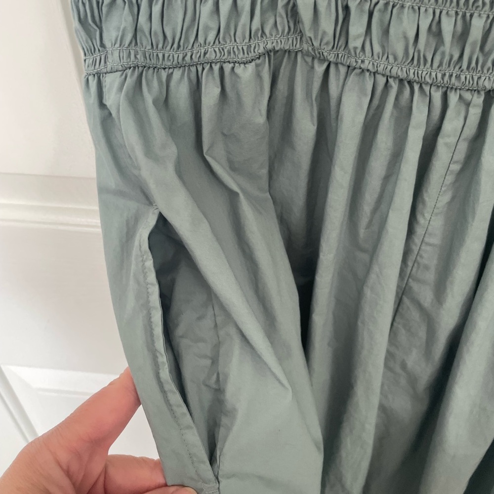 Smocked Flutter Sleeve Eyelet Sage Green Dress from GAP for women Size S Tall - Picture 8 of 9